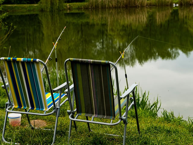 2 Chairs Bank Fishing